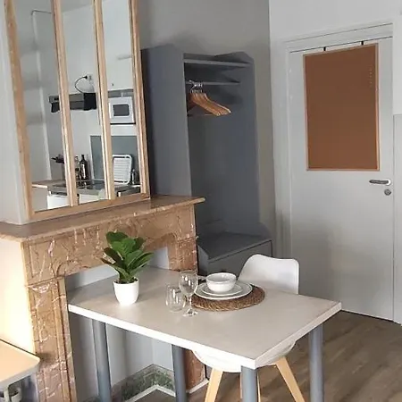 Jolie Studio A 2 Pas De L'hospital De